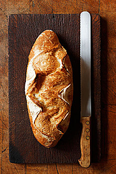 长条面包,面包刀