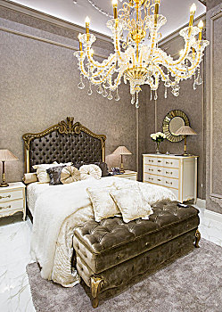 卧室,床,水晶灯