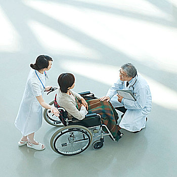 医生,交谈,病人,轮椅,护理,推