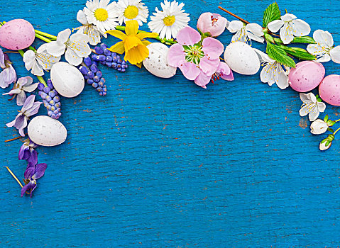 复活节彩蛋,花,蓝色背景,木头,复活节装饰,留白