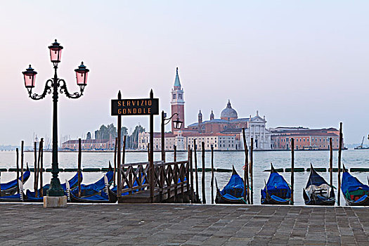 小船,运河,教堂,背景,圣乔治奥,马焦雷湖,威尼斯,威尼托,意大利