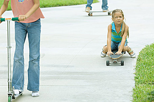 儿童,骑,滑板车,滑板,私家车道