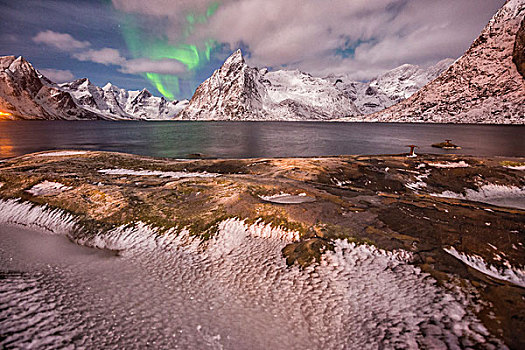 小,极光,云,石头,冰,小镇,山,后面,岛屿,罗弗敦群岛,挪威,欧洲