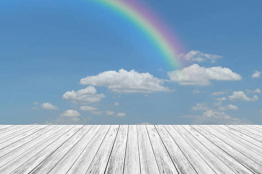 木头,平台,蓝天,白云,彩虹