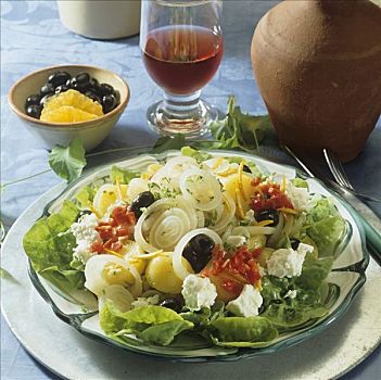 希腊风格,洋葱,土豆沙拉