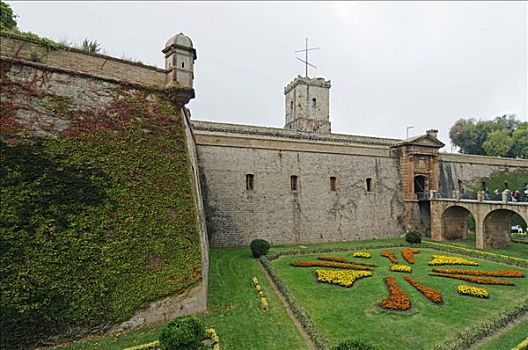 军事博物馆,蒙特足斯,城堡,要塞,护城河,花园,巴塞罗那,加泰罗尼亚,西班牙,欧洲