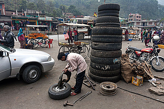 街景,市场货摊,汽车,轮胎,修理,工作间,尼泊尔,亚洲