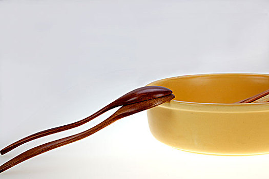 瓷碗木勺