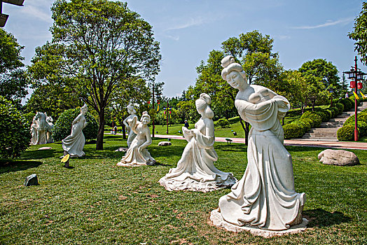 陕西省西安大唐芙蓉园大型汉白玉雕塑群---丽人行