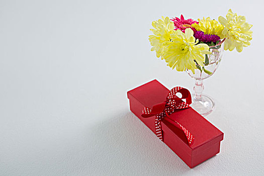 礼盒,花,玻璃,白色背景,背景