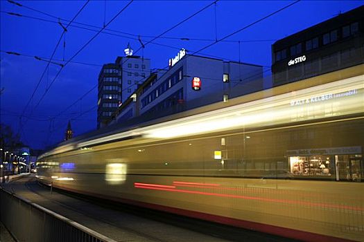 火车站,街道,缆车,有轨电车,夜晚,巴登符腾堡,德国,欧洲