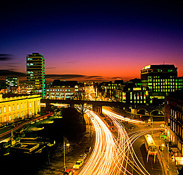俯拍,交通,搬进,城市,黄昏,都柏林,爱尔兰