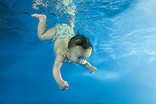 小男孩,跳水,水下,游泳池,乌克兰,欧洲