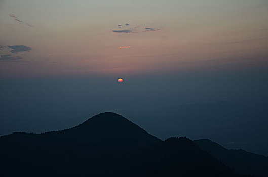 衡山日出