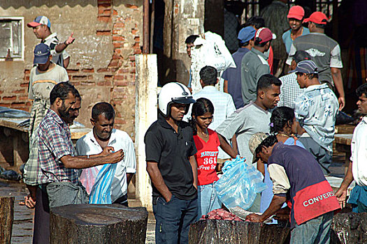 情侣,鱼市,等待,鱼,切片,向上,斯里兰卡,七月,2005年