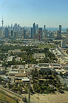 kuwait,city,view,on,the,coast,line,and,skyline,from,towers