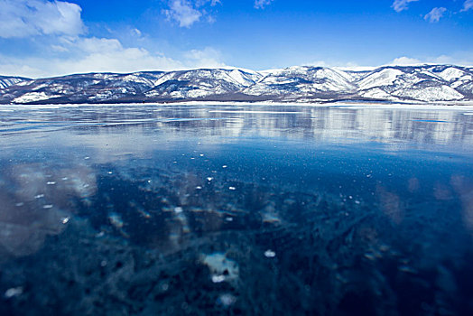 贝加尔湖冰面