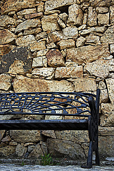 西班牙,埃斯特雷马杜拉,石墙,长椅,熟铁