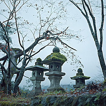 日本,墓地