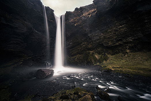 瀑布,峡谷,生动,暗色,气氛,定时暴光,靠近,冰岛,欧洲