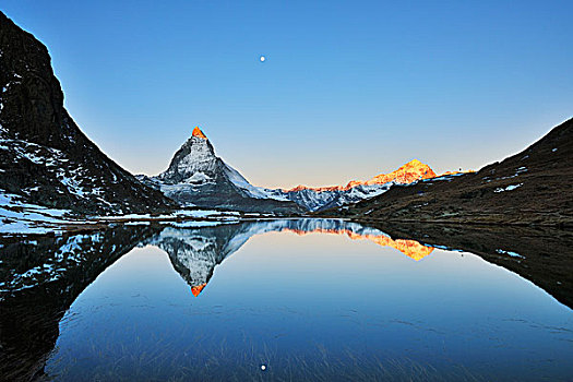 马塔角,反射,湖,日出,月亮,策马特峰,阿尔卑斯山,瓦莱,瑞士
