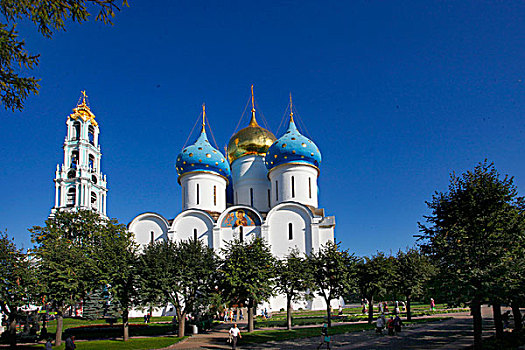 谢尔盖耶夫镇著名圣三一修道院,东征教堂世界宗教圣地