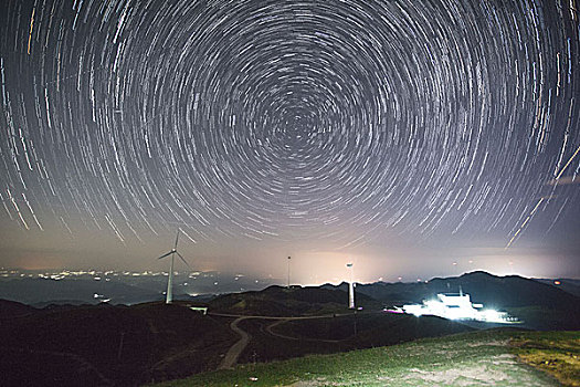 贵州台江万亩草场星空浩瀚