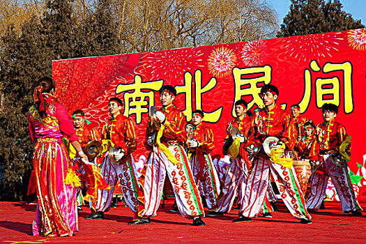 北京春节地坛锣鼓表演