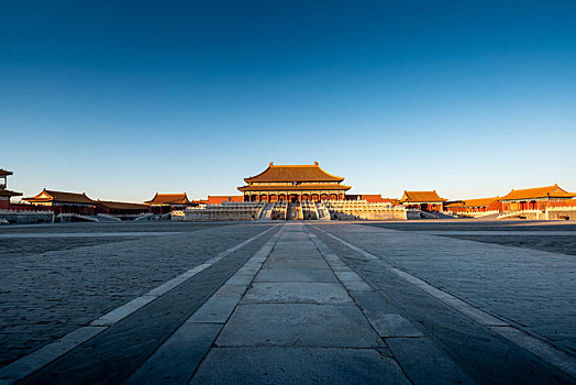 北京故宫太和殿日落风景