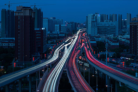 乌鲁木齐苏州路高架桥夜景