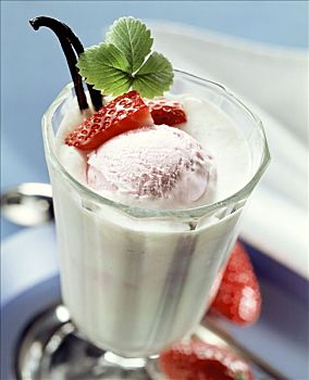 香草奶昔,草莓冰激凌,新鲜,草莓
