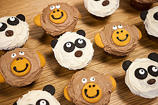 熊猫,猴子,杯形蛋糕