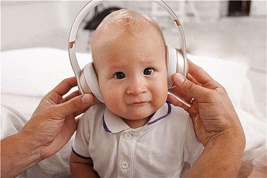 婴儿,耳机,听歌