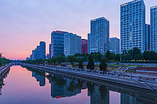 北京城市夜景和公路