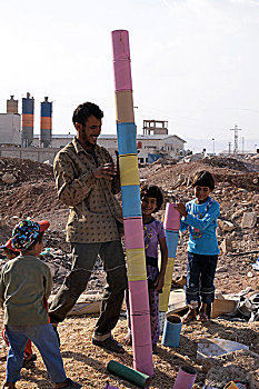 玩,孩子,靠近,帐蓬,妻子,四个,叙利亚,九月,2009年