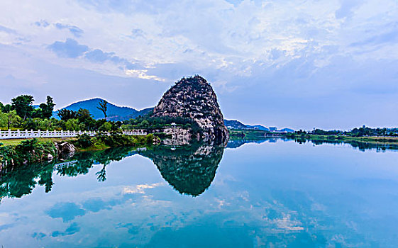 苏州风景木渎寿桃湖