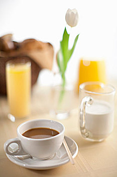 咖啡杯,牛奶,橙汁