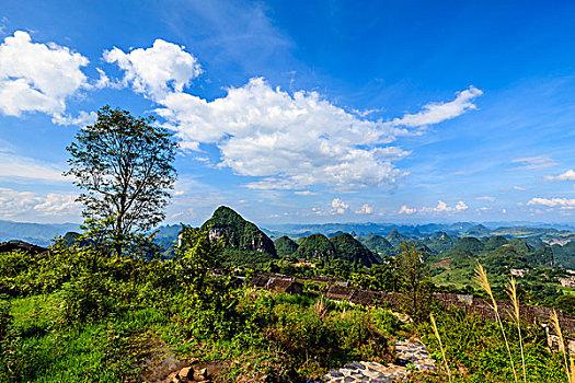 南岗排瑶寨盘王峰