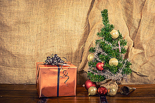 圣诞礼物,木桌子,光泽,小玩意