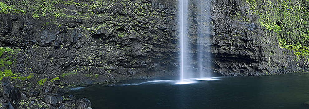 夏威夷,考艾岛,纳帕利海岸,瀑布,围绕,茂密,绿色植物