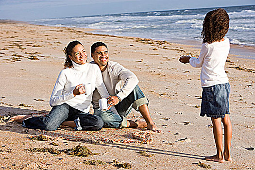美国黑人,女孩,父母,海滩