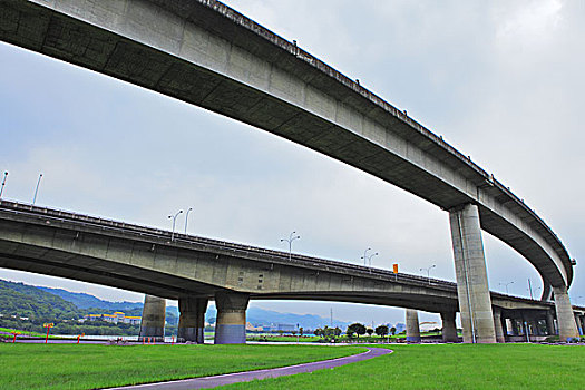 道路