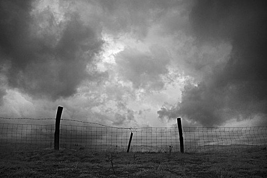 栅栏,三个,杆,风暴,天空,法国,2008年