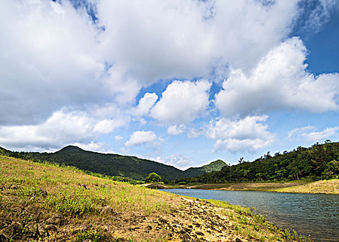 海南省万宁兴隆华侨农场南旺水库全景图