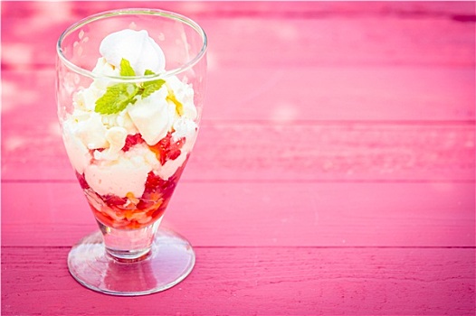 凉,草莓,奶油水果蛋白饼,冰淇淋蛋糕