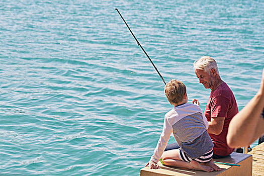 爷爷,孙子,钓鱼,船屋,太阳,甲板,南非