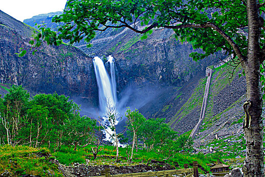 长白山地质森林瀑布自然景观
