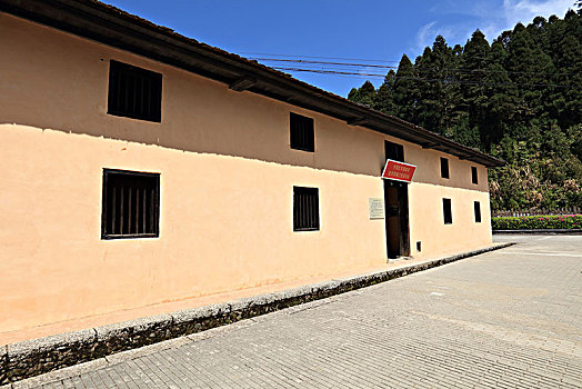 旧址延安枣园革命旧地重庆华蓥山双枪老太婆重庆华蓥山双枪老太婆井冈