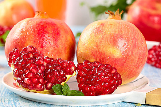 突尼斯石榴图片_突尼斯石榴图片大全_突尼斯石榴图片下载