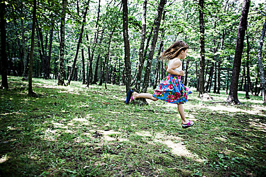 女孩,跑,树林